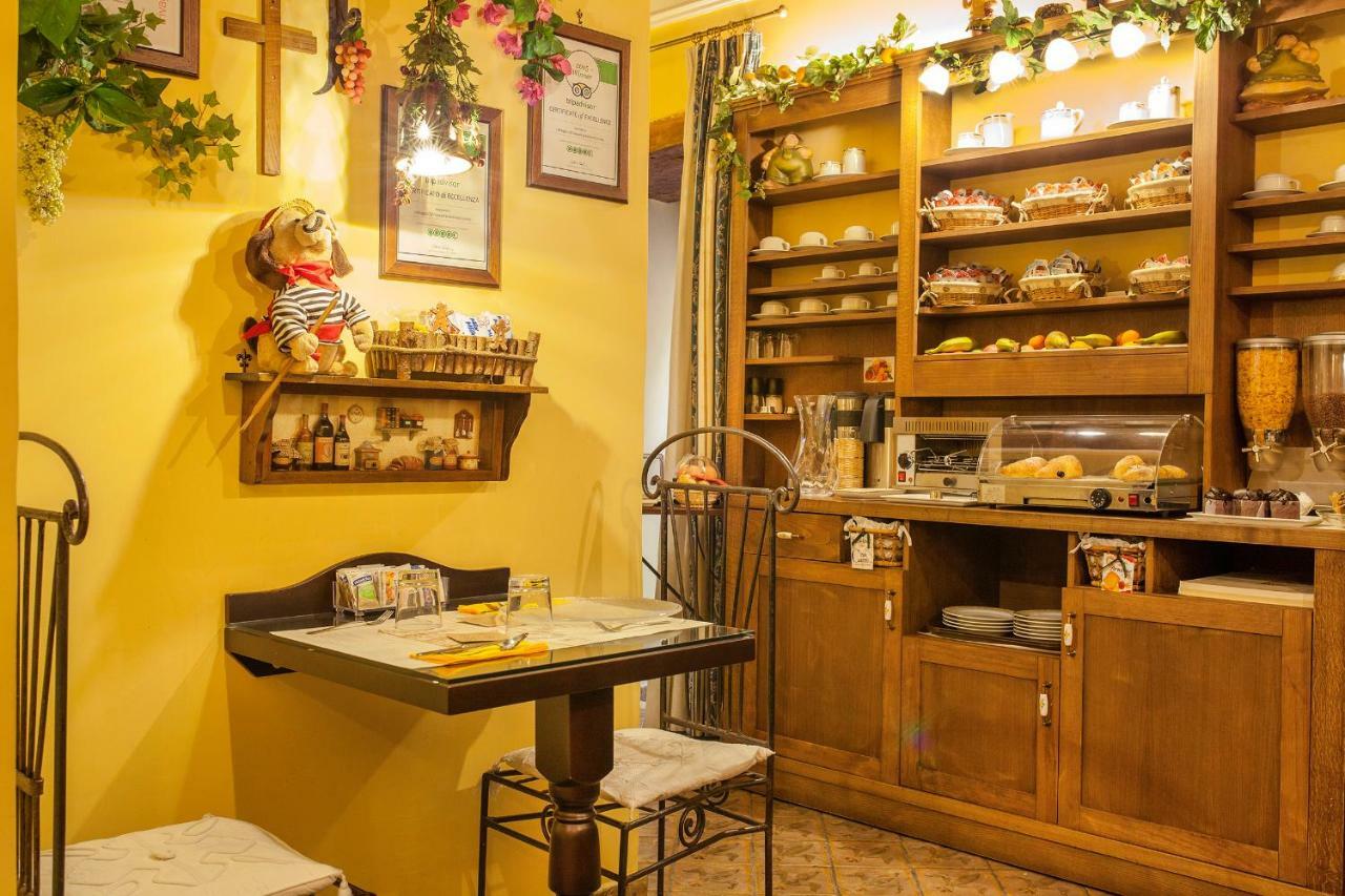Dei Vassalli, In The Heart Of The Historic Center 3*