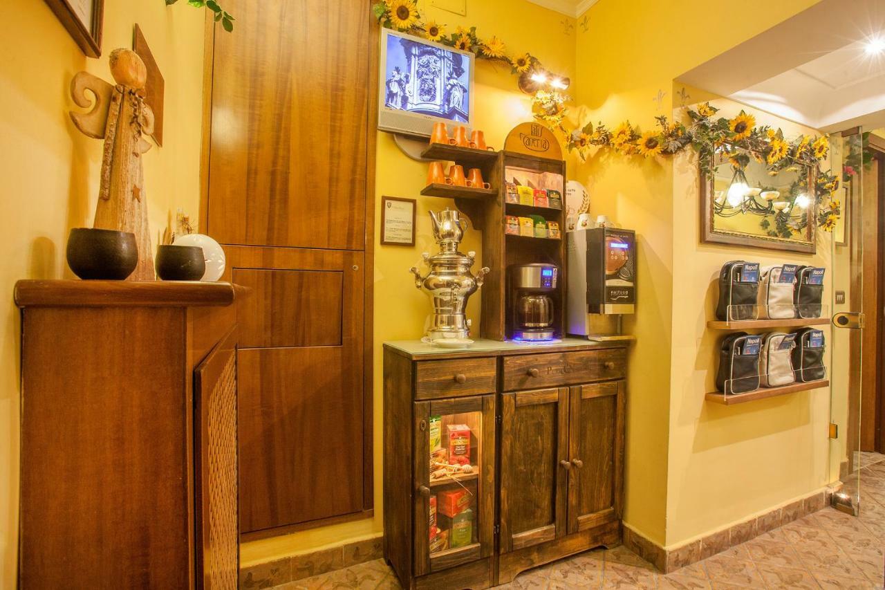Dei Vassalli, In The Heart Of The Historic Center Affittacamere Napoli